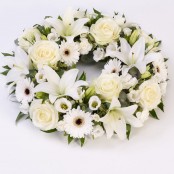 Rose and Lily Wreath White